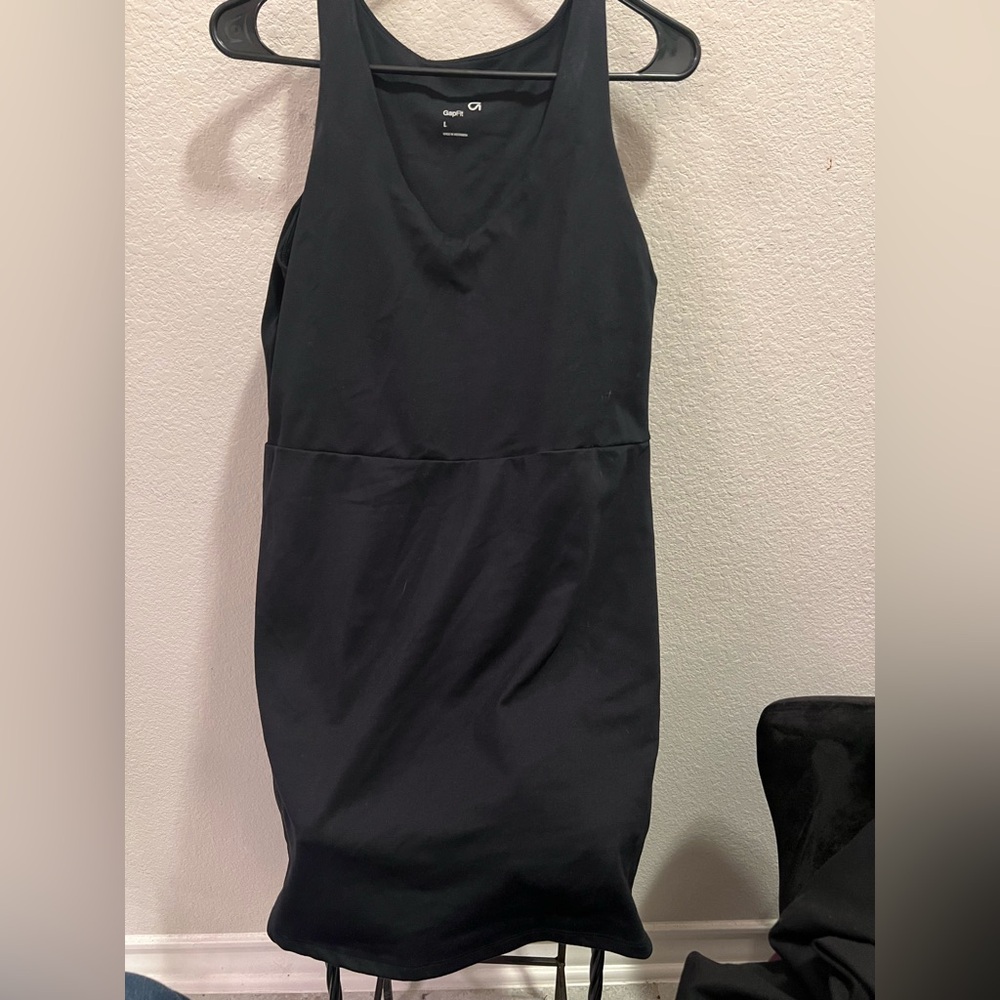 GapFit Black Active Tank Dress with Built-in Shorts – Size L - Picture 2 of 4